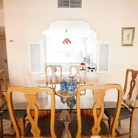 Special In The Costa Del Sol Apartment Estepona